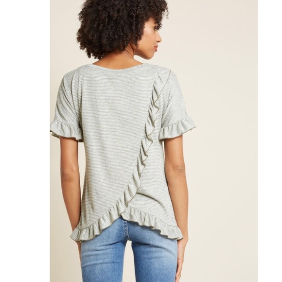 Modcloth Tops - ModCloth Effortlessness Accomplished Ruffle Top XL